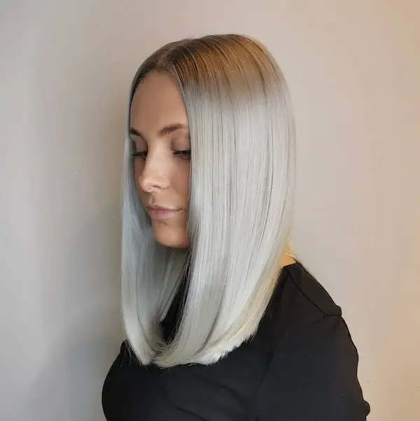 Sleek Straight Lob