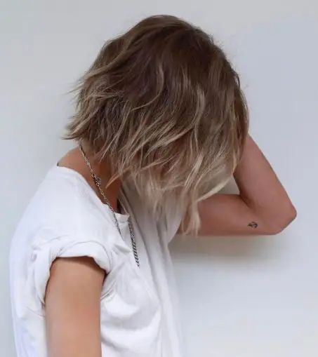Textured Medium Bob for Thin Hair