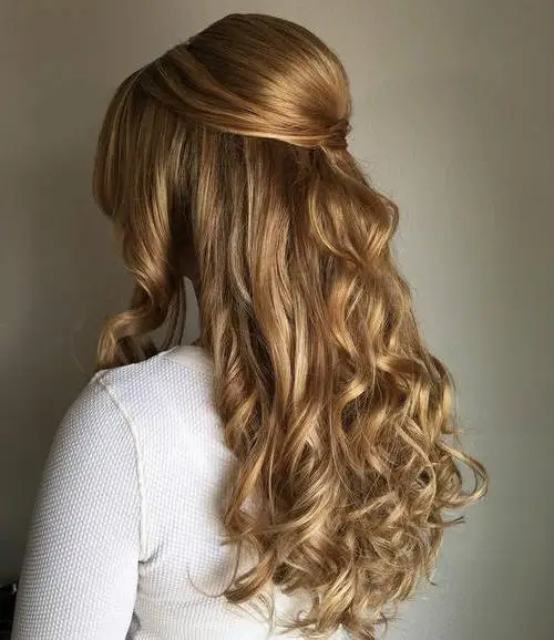 7. Flowy Half Up