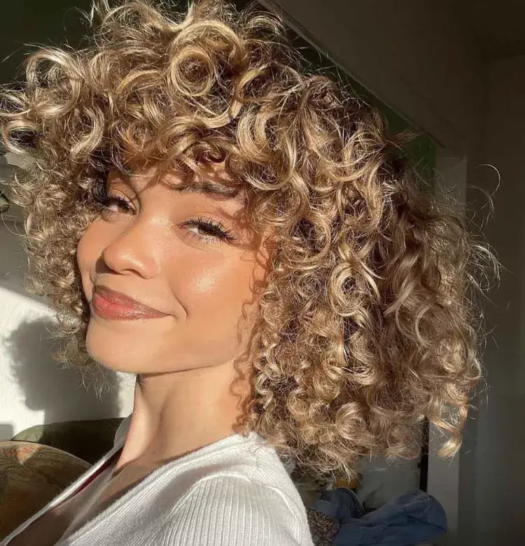 19. Tousled Chin Bob