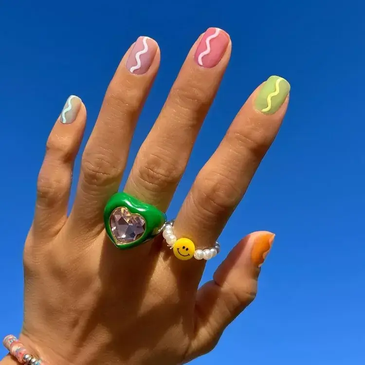 3. Pastel Jelly Squiggle Nails