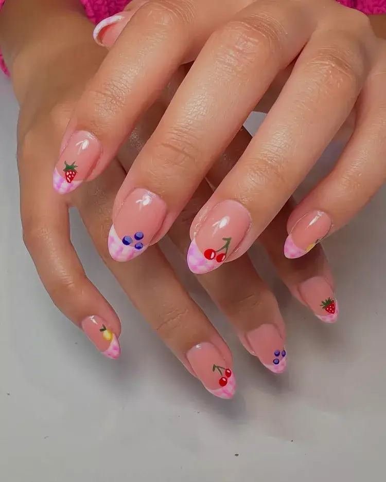 5. Picnic Manicure