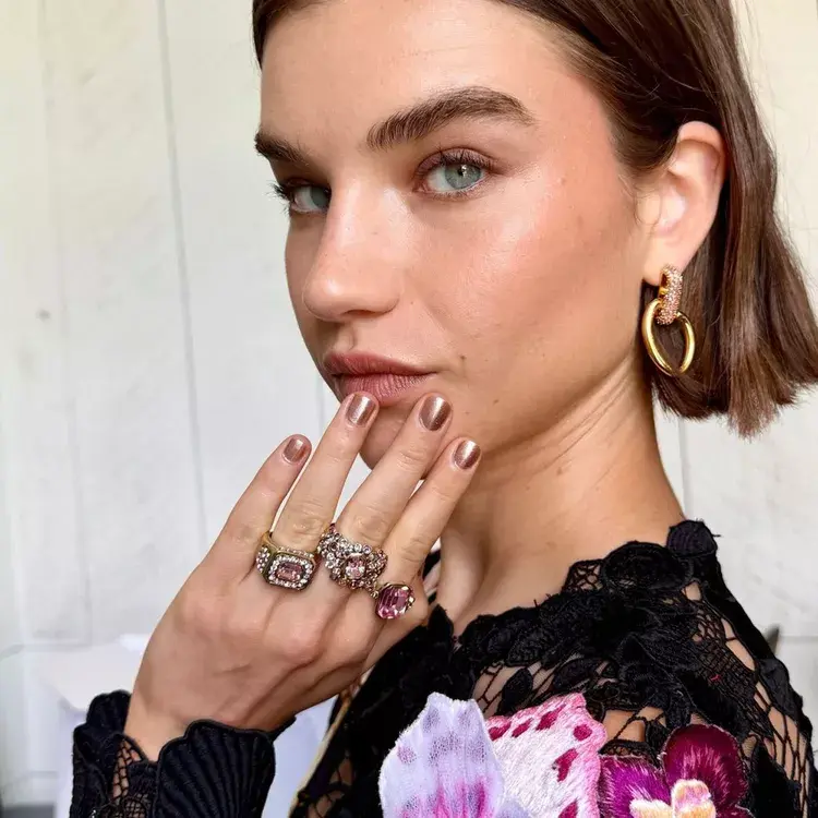 14. Metallic Rose Gold Nails
