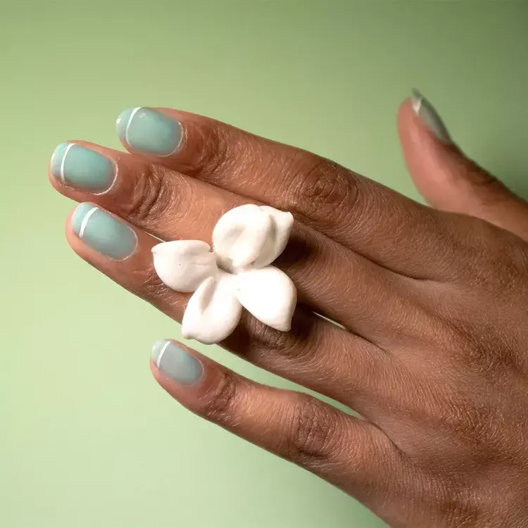 21. Sheer Sage Linear French
