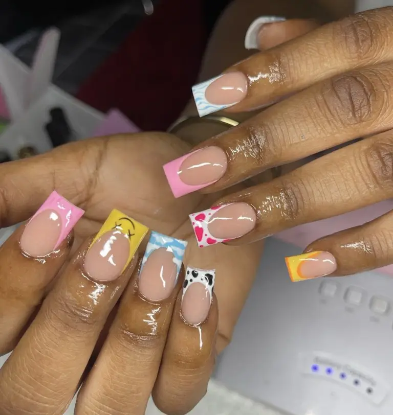 22. Fun Acrylic Nails