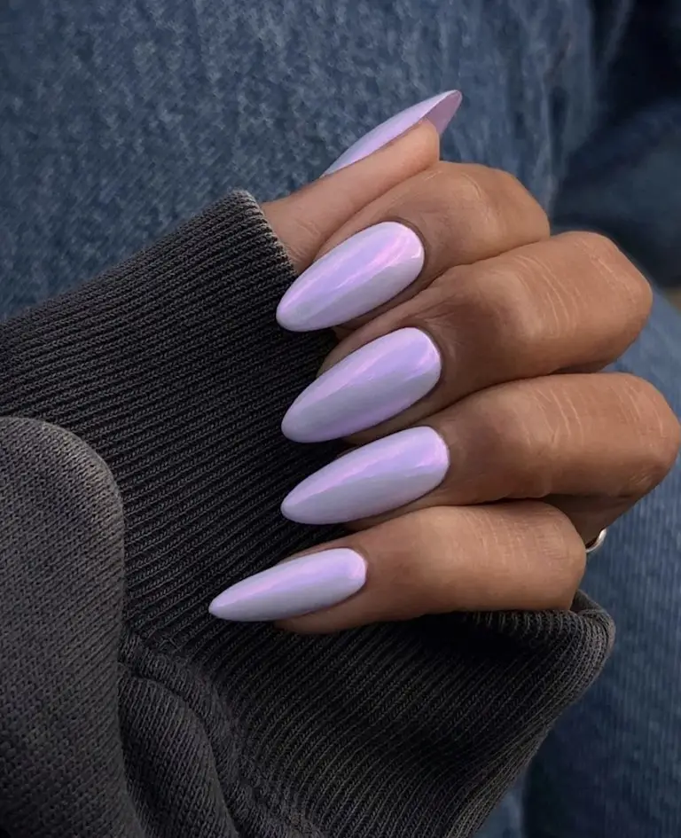 27. Lilac Acrylic Nails