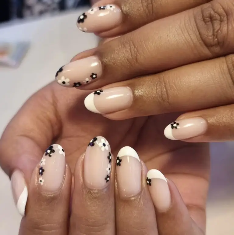 5. Floral Acrylic Nails