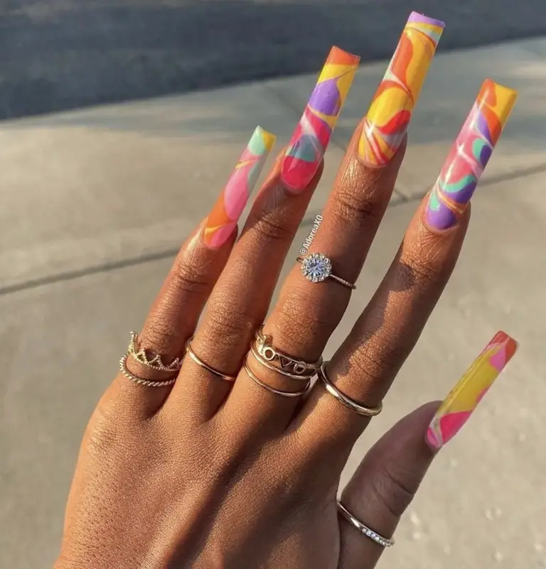 8. Marble Acrylic Nails