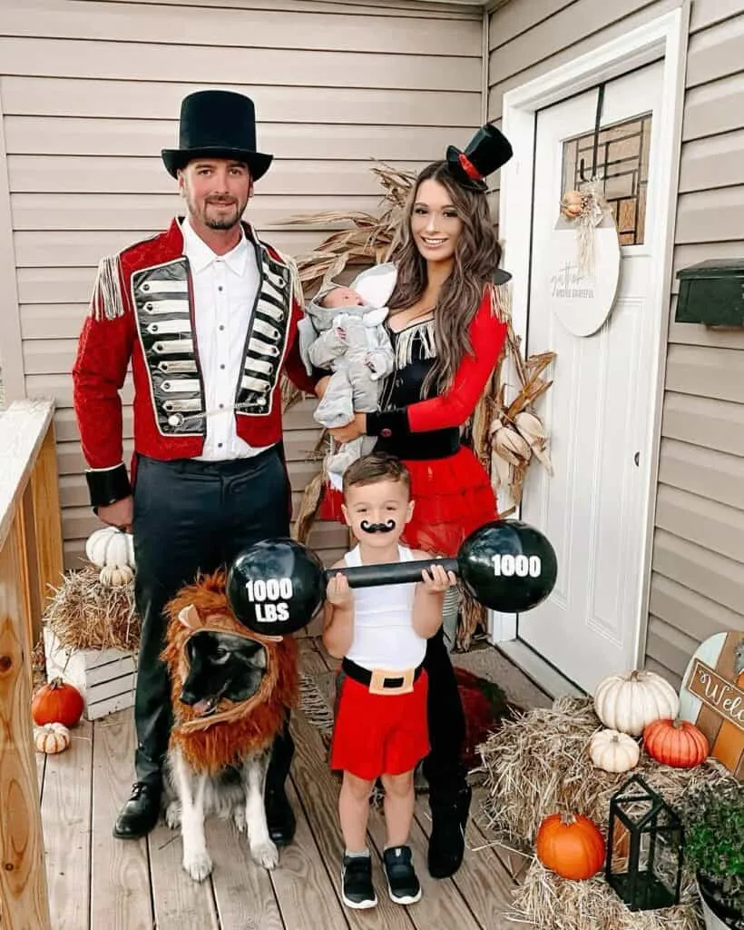 2. Circus Family Halloween Costumes