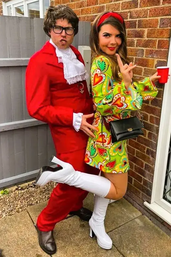 25. Austin Powers Couples Halloween Costume