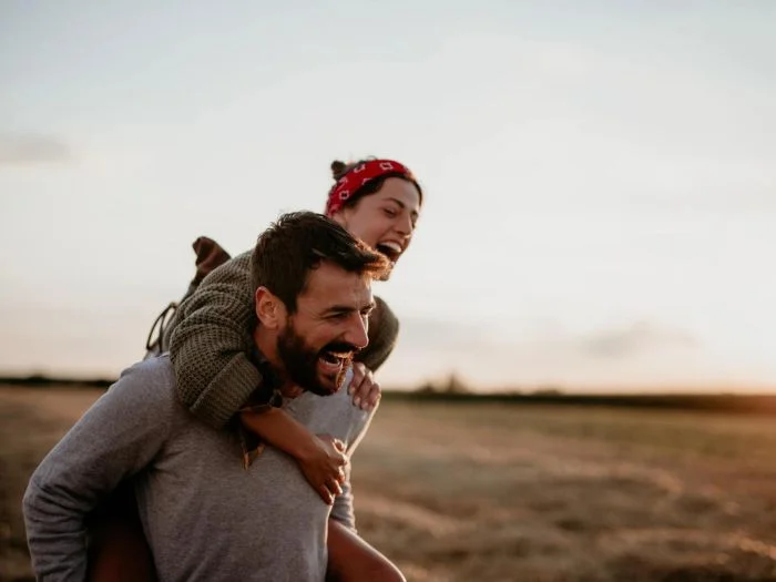 How to Look more attractive by always smile
