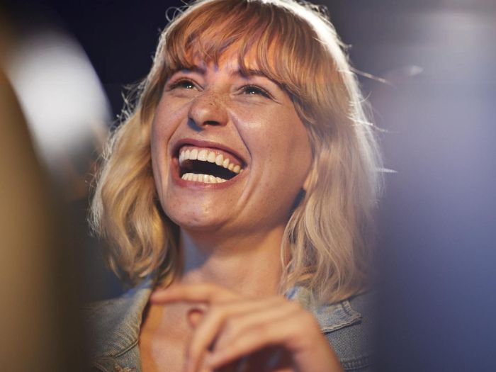 How to Look more attractive by sense of humor