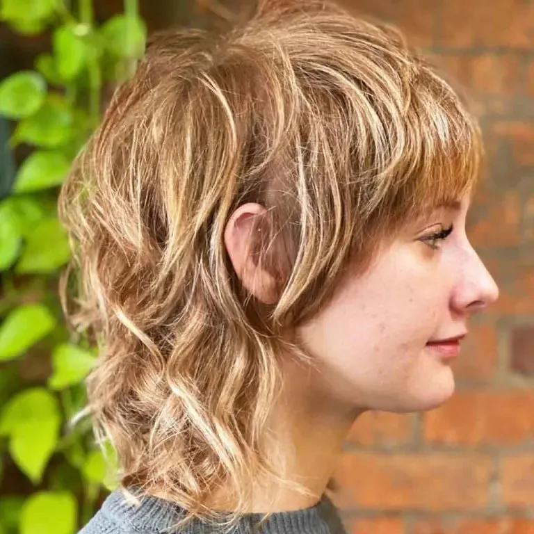Wavy Soft Shag Mullet on Short Hair