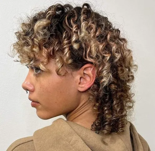 Layered Bouncy Curls with Highlights