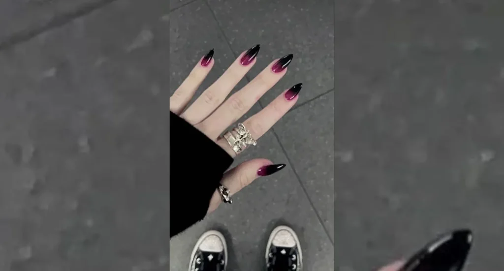 31 Halloween Nail designs Ideas For a Spooky Fall Manicure
