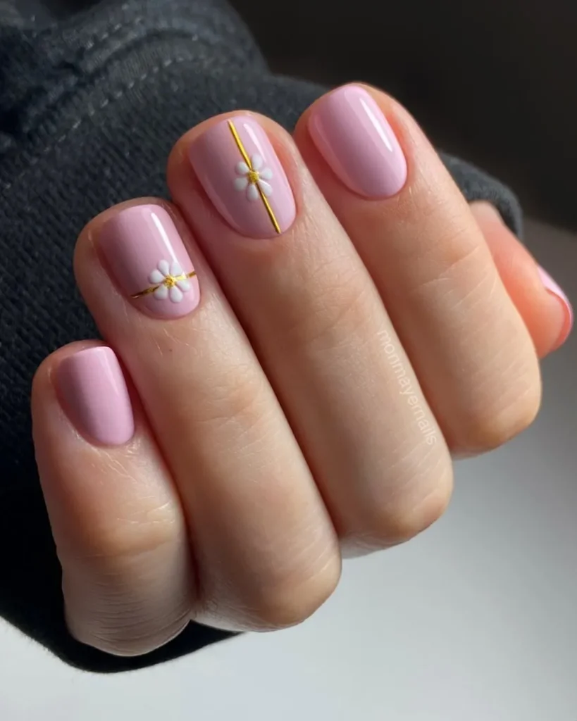 Cute Short Pink + Gold Spring Flower Nail Designs
