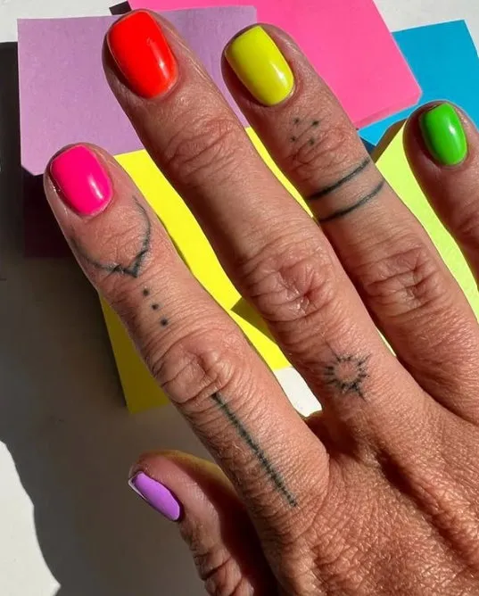 Short multicoloured neon nail designs
